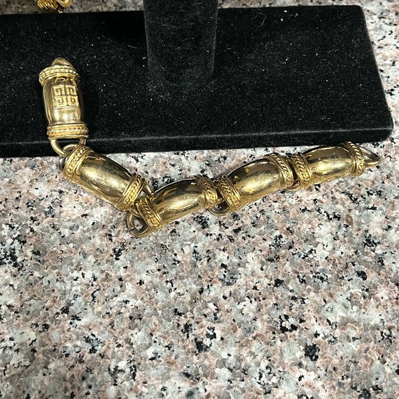 VINTAGE GIVENCHY BRACELET - Picture 5 of 6